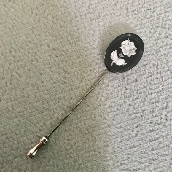 Vintage White Rose Lapel Pin - Picture 1 of 4